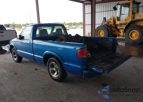 2001 Chevrolet S-10 Ls from USA, damaged, VIN 1GCCS145718229751